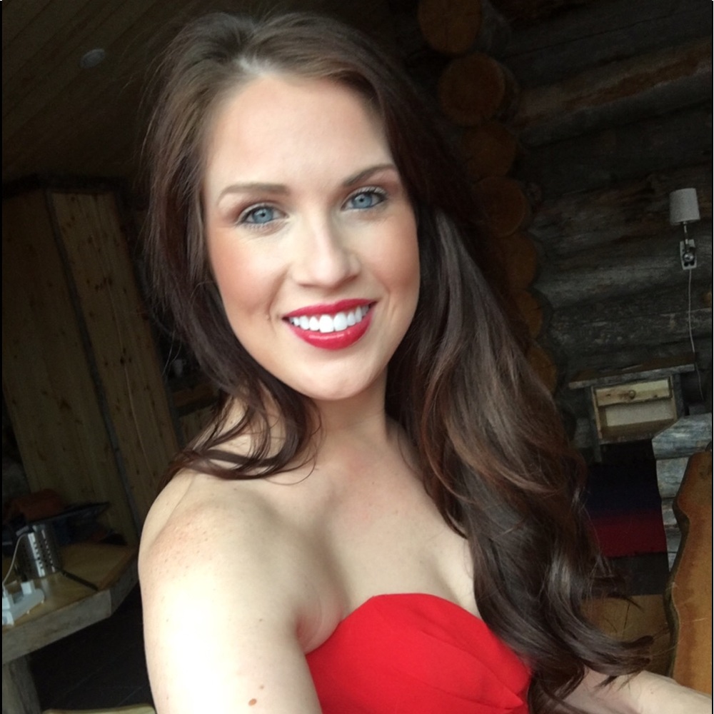 Meet your posher, Melanie